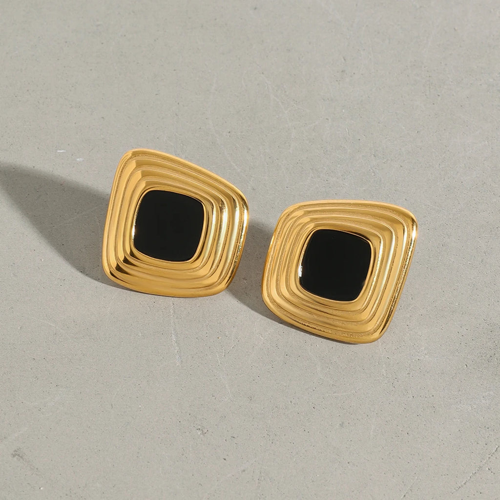 Veliora Retro Geometric Stud Earrings ✨