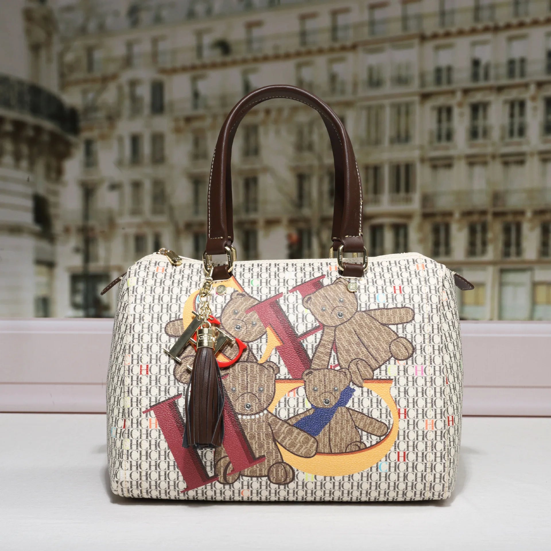 Veliora Boston Pillow Bag 👜