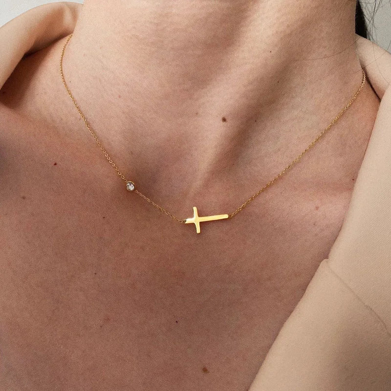 Veliora Side Cross Choker ✨