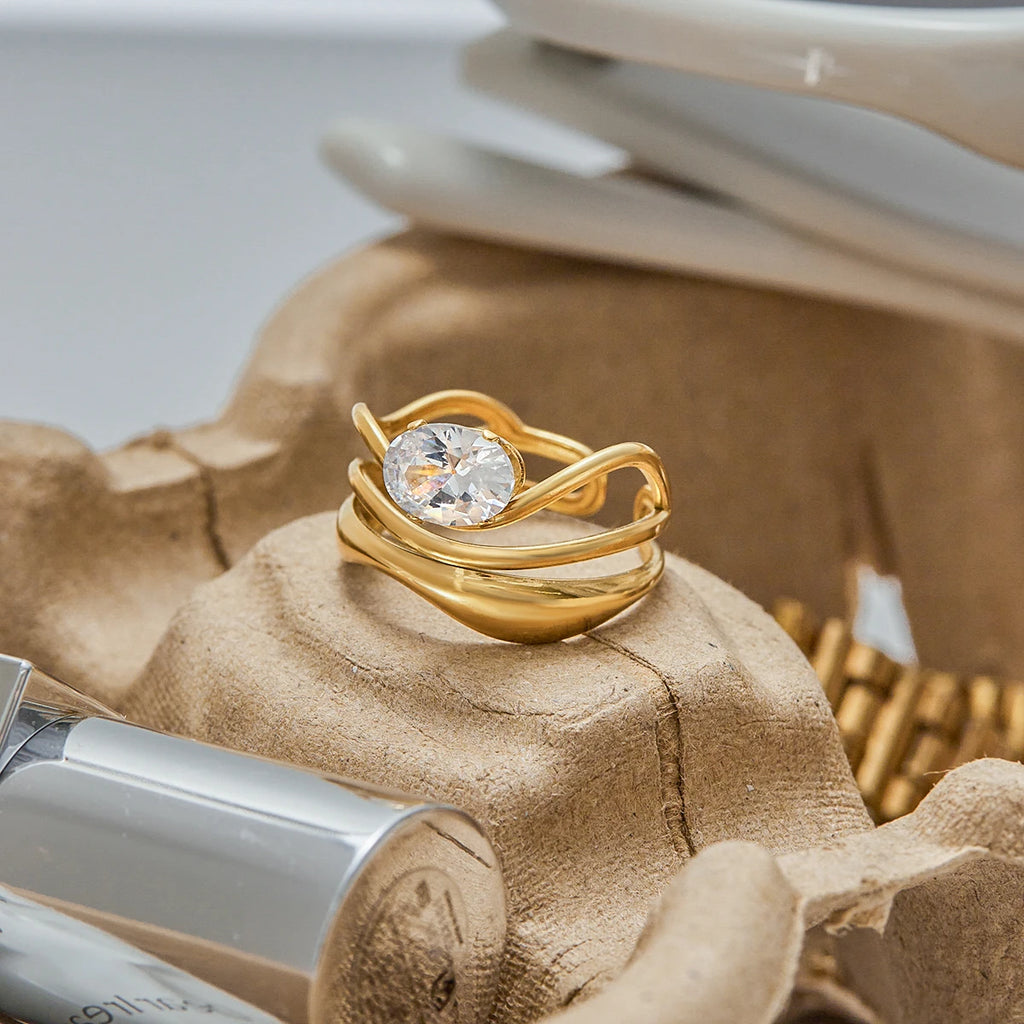 Veliora Hammered Cross Layer Ring ✨