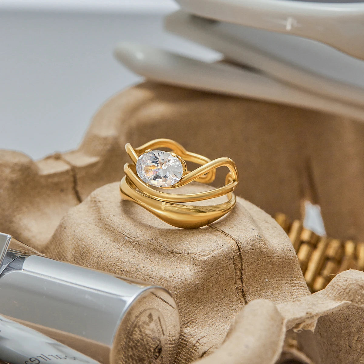 Veliora Hammered Cross Layer Ring ✨