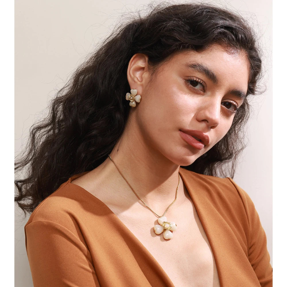 Veliora Fleur Atelier Jewelry Set