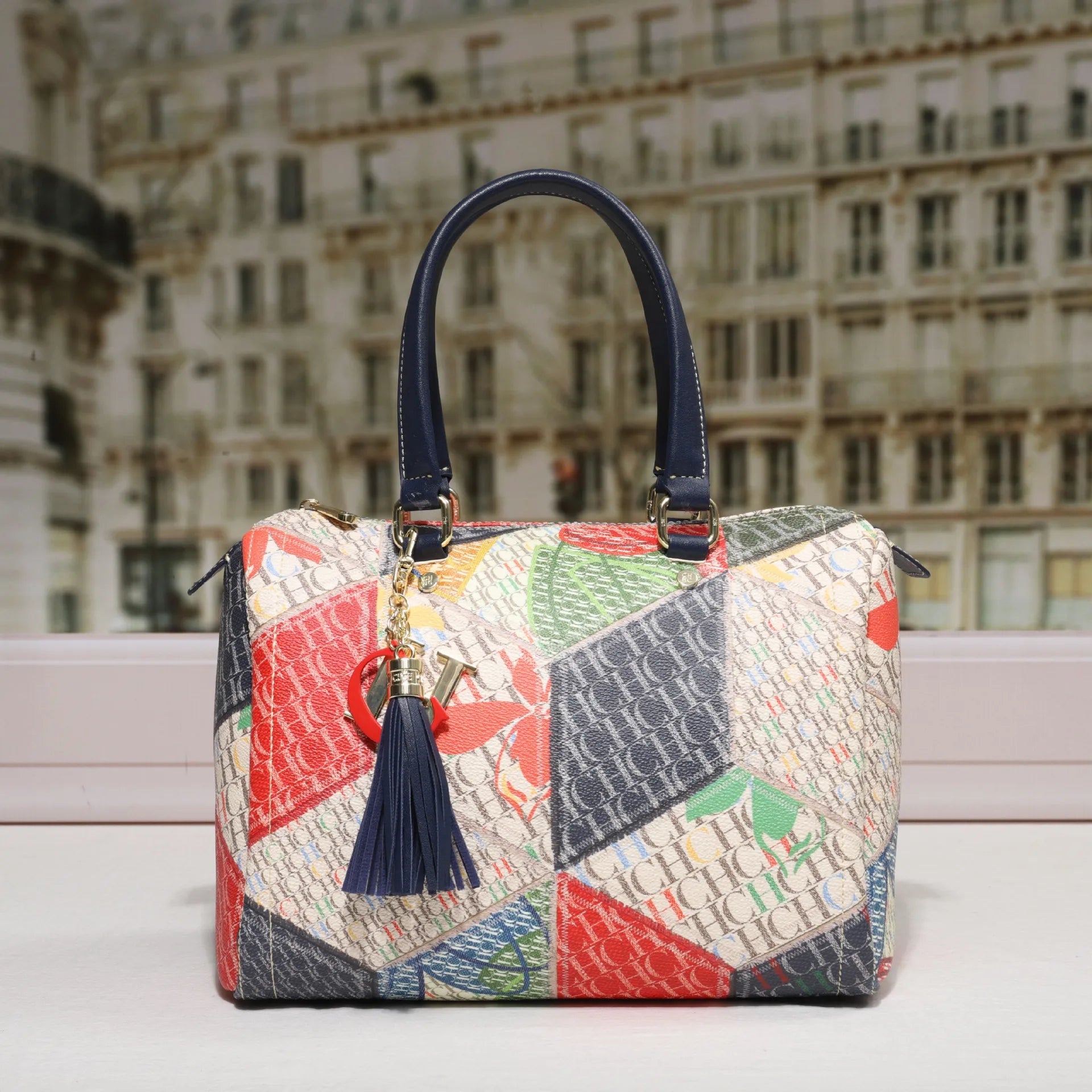 Veliora Boston Pillow Bag 👜
