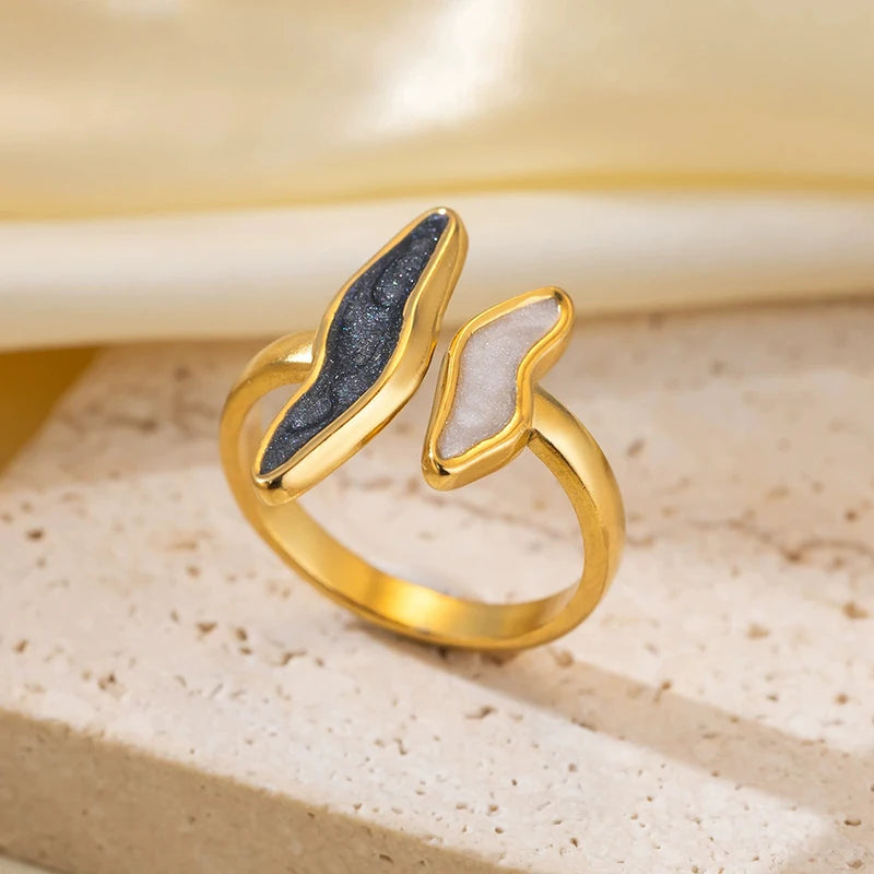 Veliora Liquid Wave Open Ring ✨
