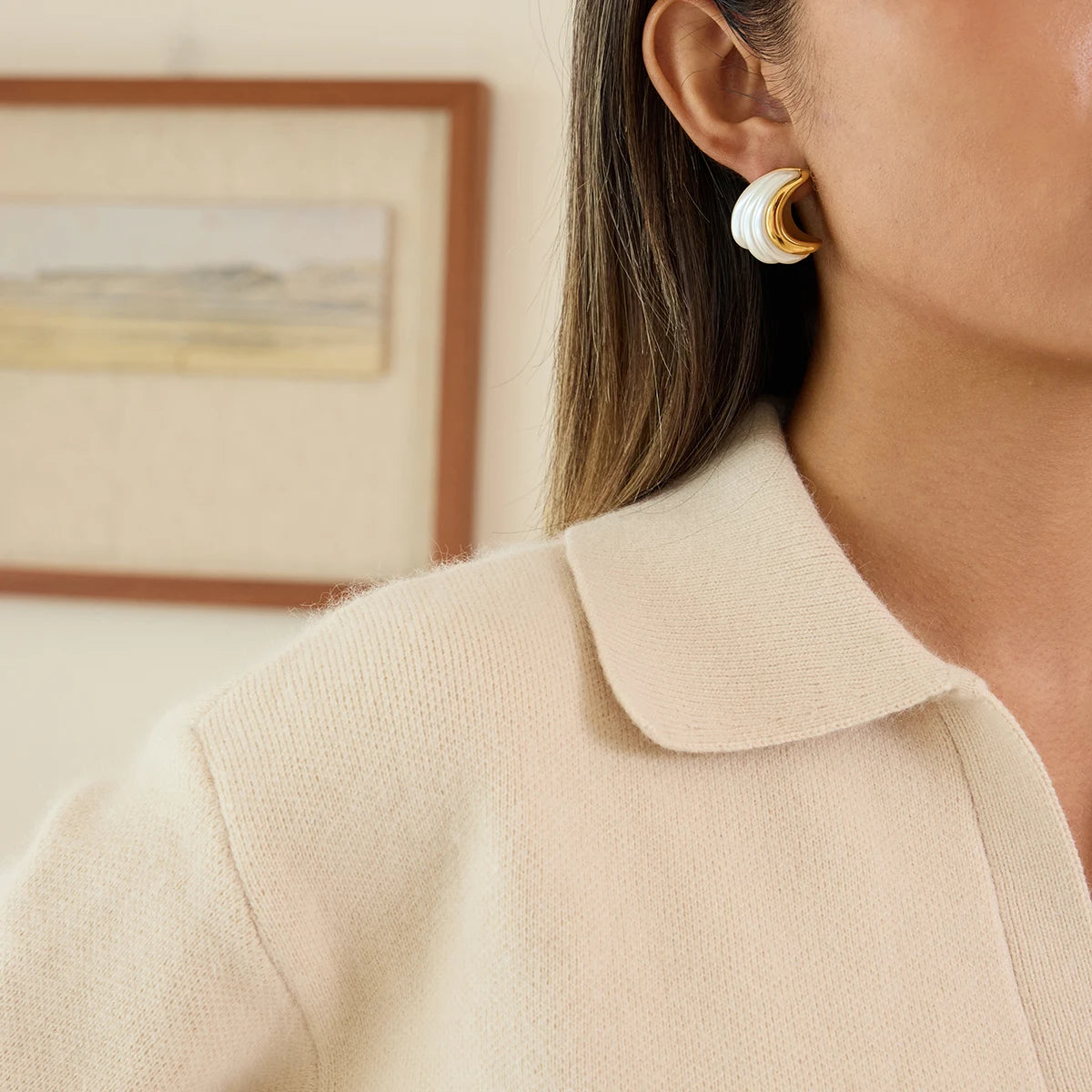 Veliora Luna Pearl Stud Earrings ✨