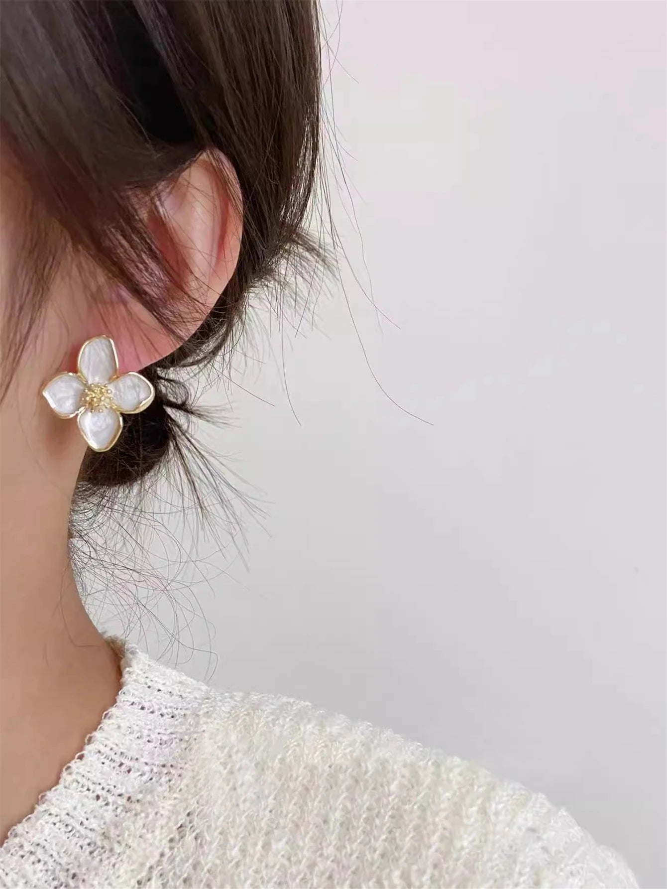 Veliora Hibiscus Blossom Stud Earrings