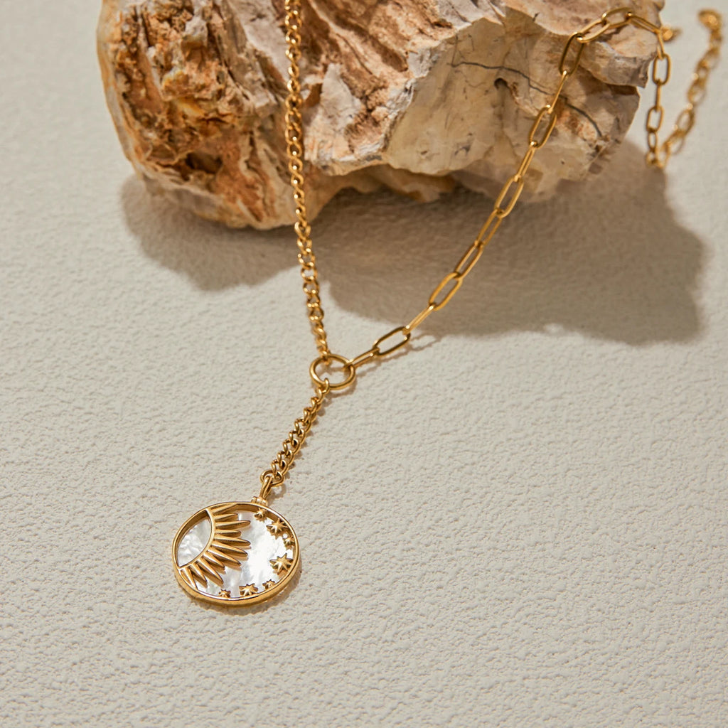 Veliora Mother-of-Pearl Sunstar Necklace ✨