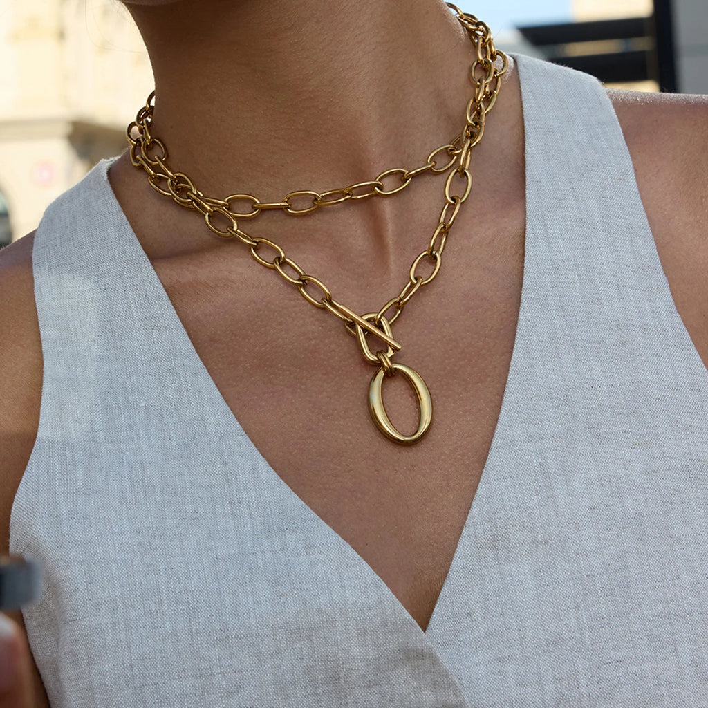 Veliora Oval Cross Chain Necklace ✨