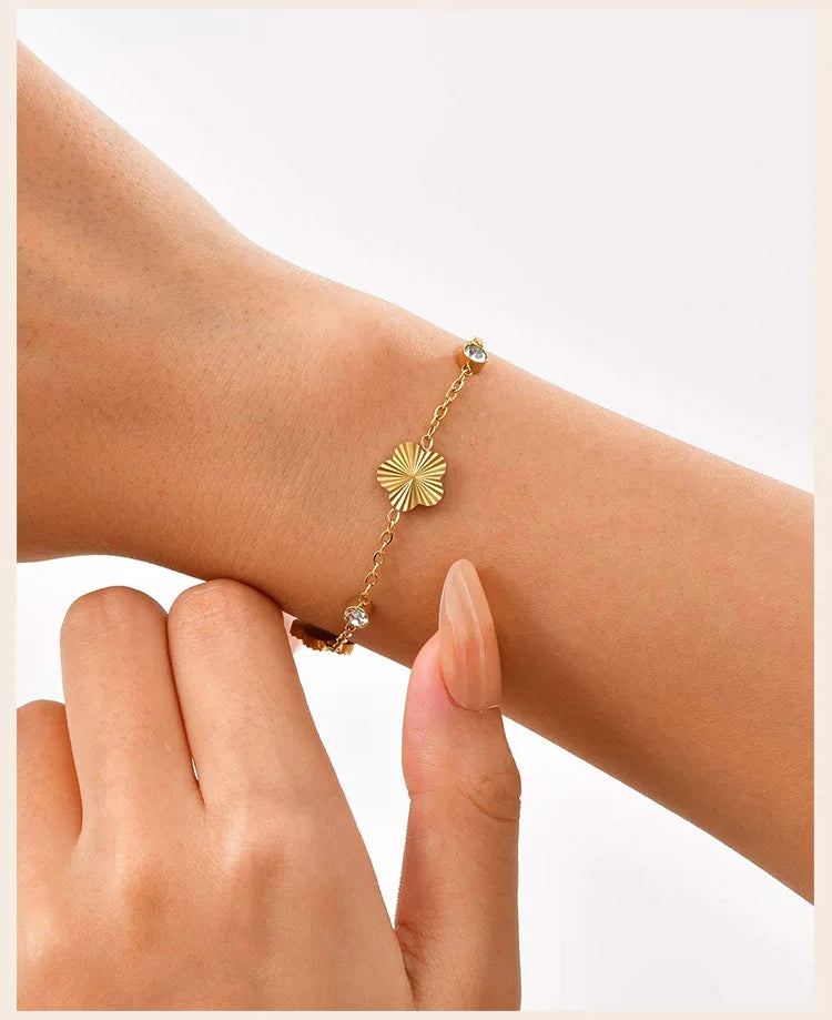 Veliora Blossom CZ Bracelet ✨