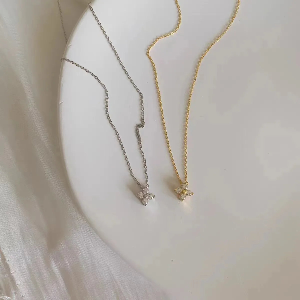 Mini Gold Flower Necklace