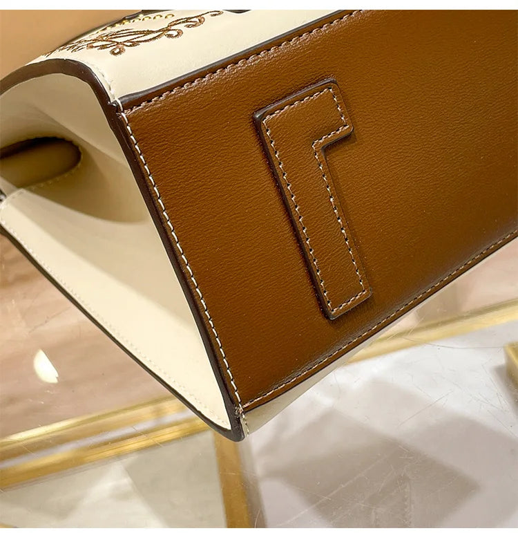Veliora Vintage Luxe Crossbody 👜