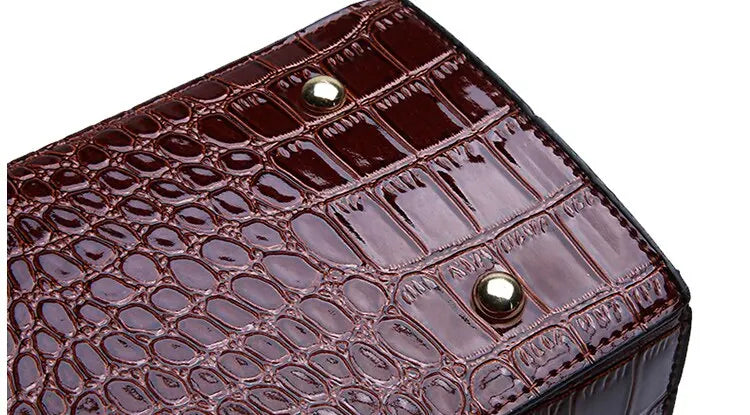 Veliora Croc-Embossed Vintage Tote Bag