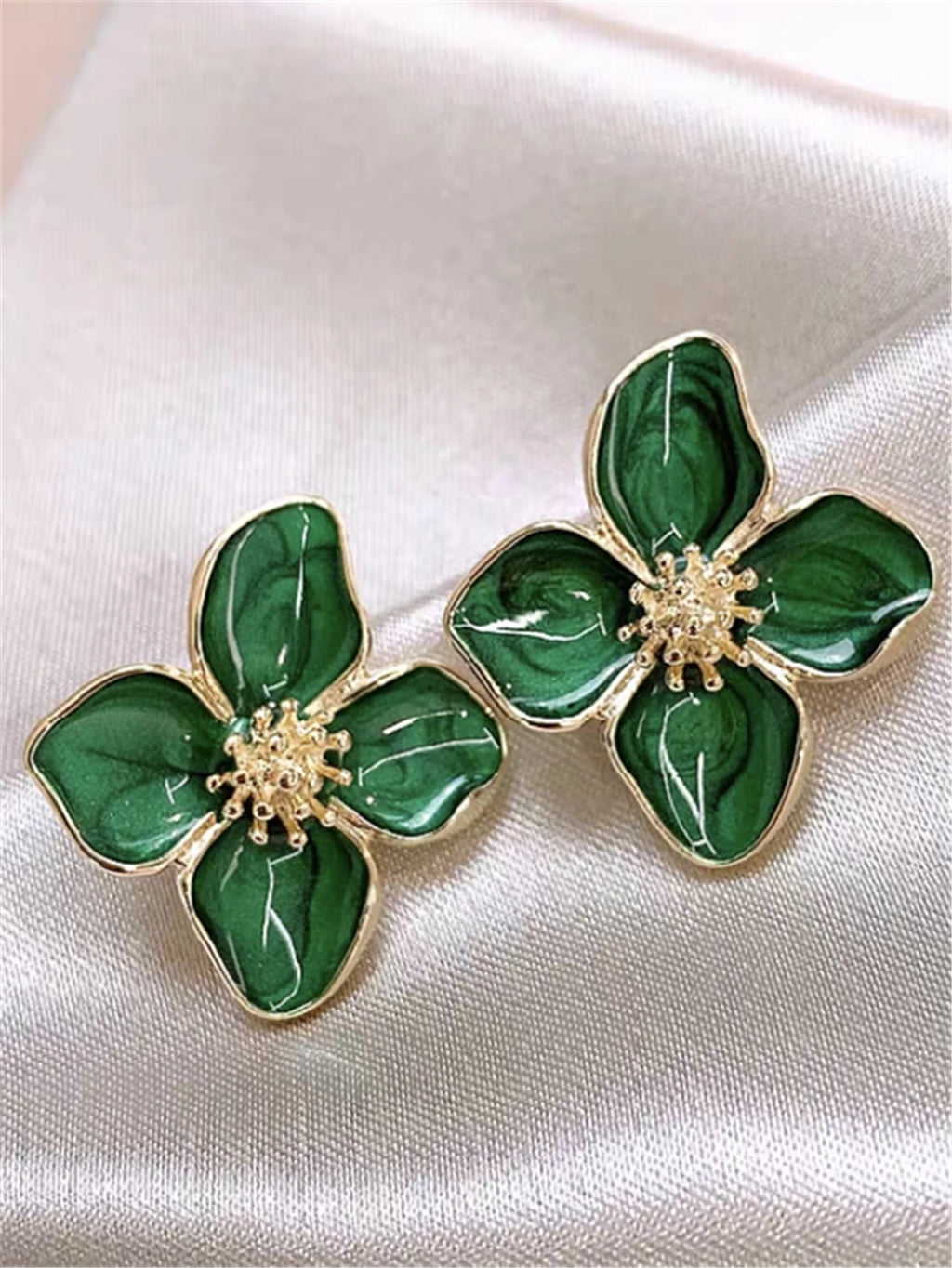 Veliora Hibiscus Blossom Stud Earrings