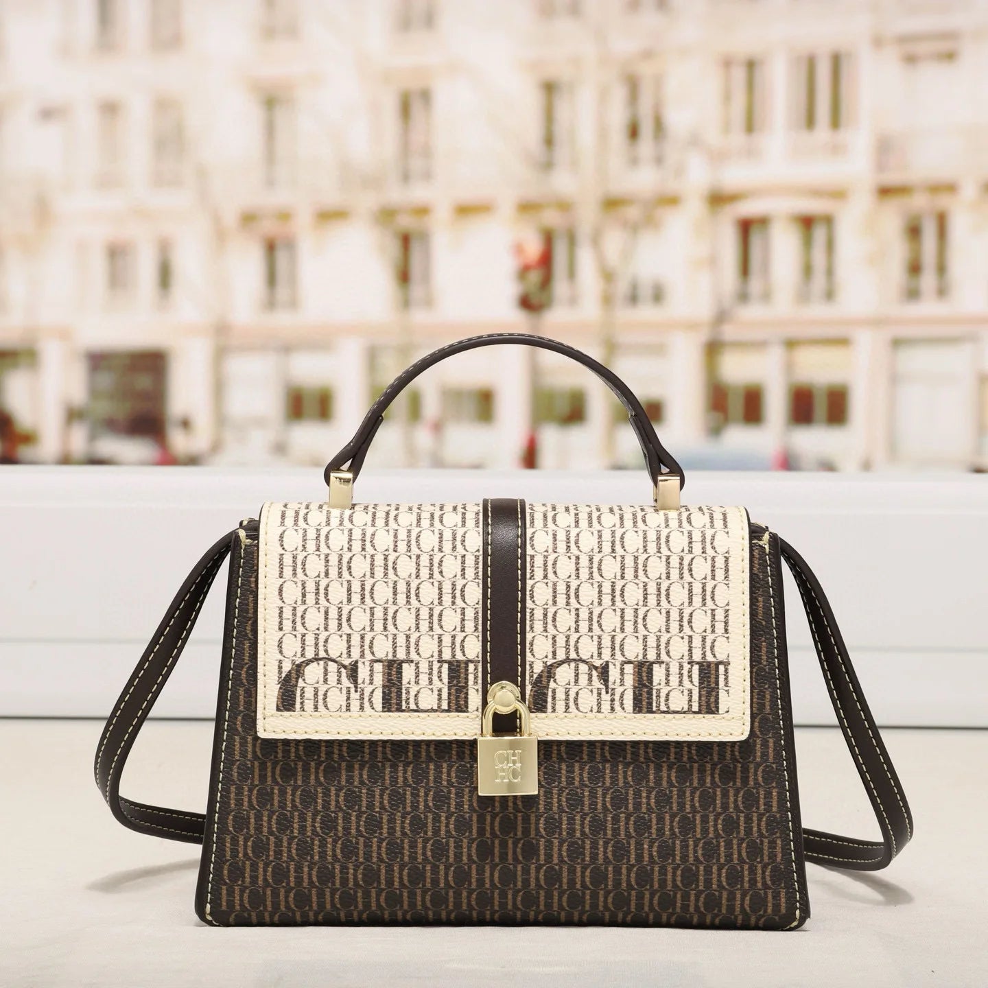 Veliora Mini Éclat Crossbody 👜