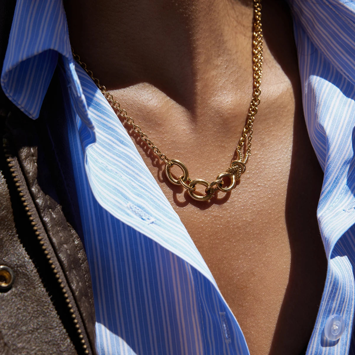 Veliora Asymmetric Knot Chain Necklace ✨