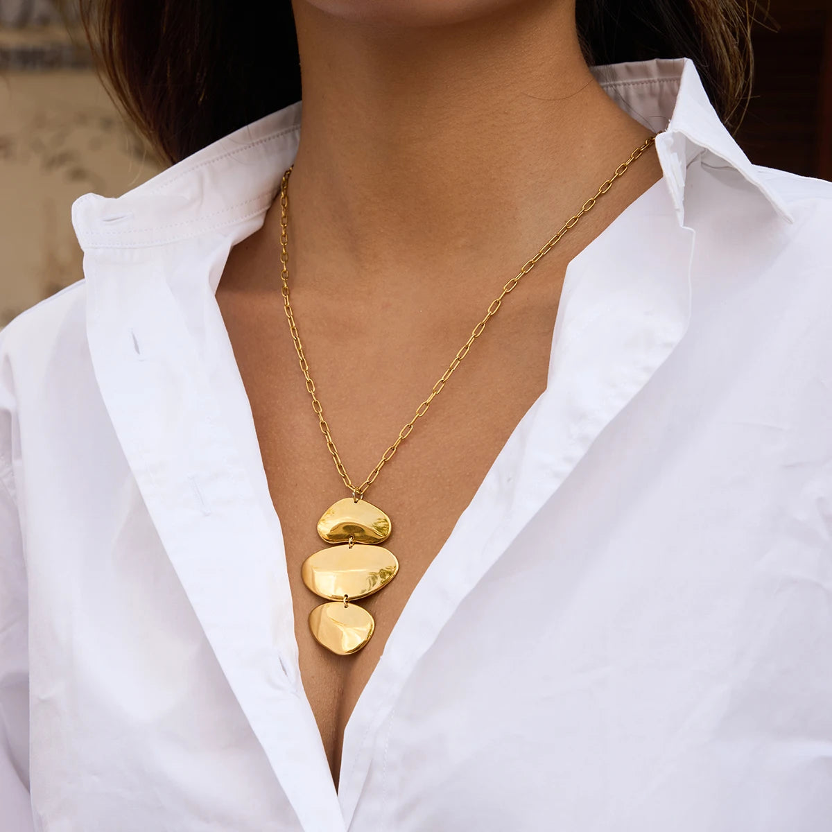 Veliora Triple Orbit Statement Necklace ✨