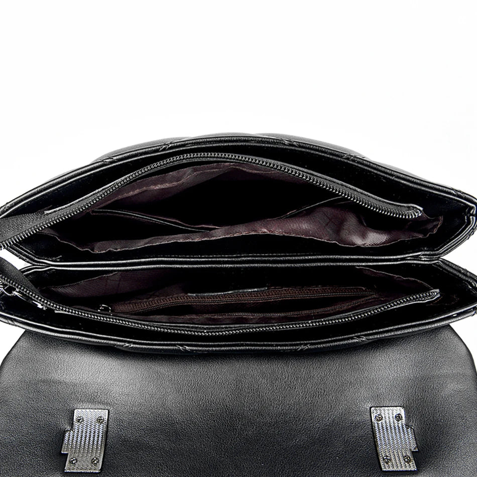 Veliora Retro Square Crossbody Bag 👜