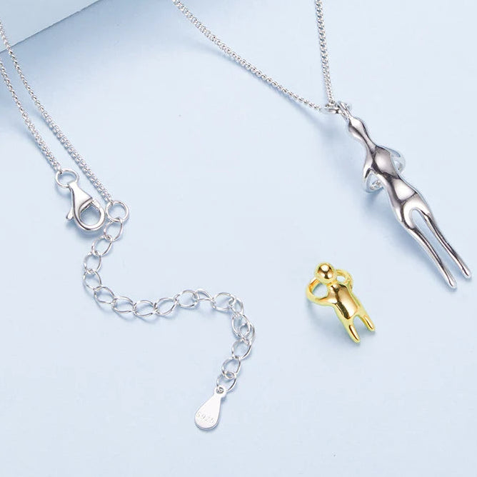 Veliora Mother & Child Hug Necklace
