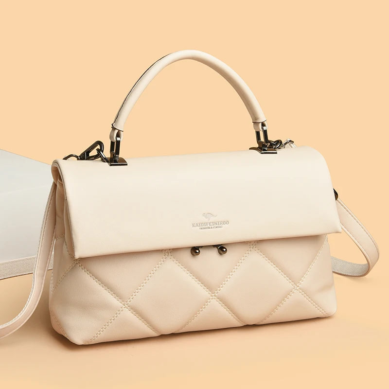 Veliora Retro Square Crossbody Bag 👜