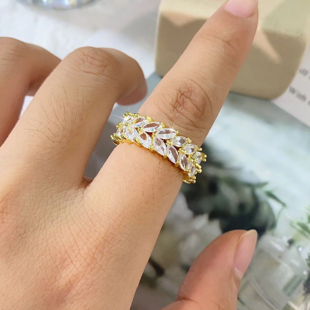 Veliora Baguette CZ Statement Ring ✨