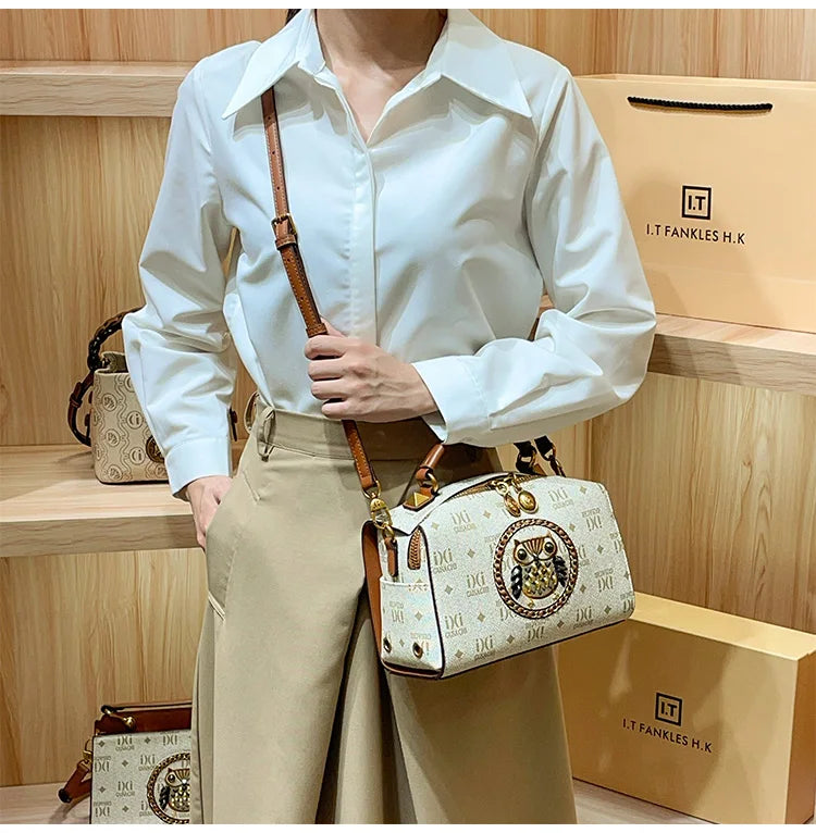 Veliora Vintage Pillow Crossbody 👜