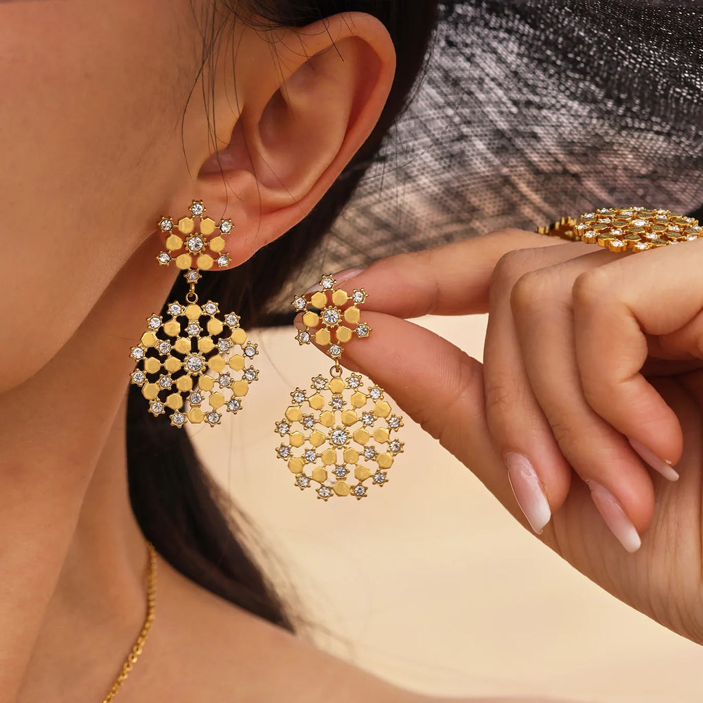 Veliora Golden Blossom Jewelry Set✨