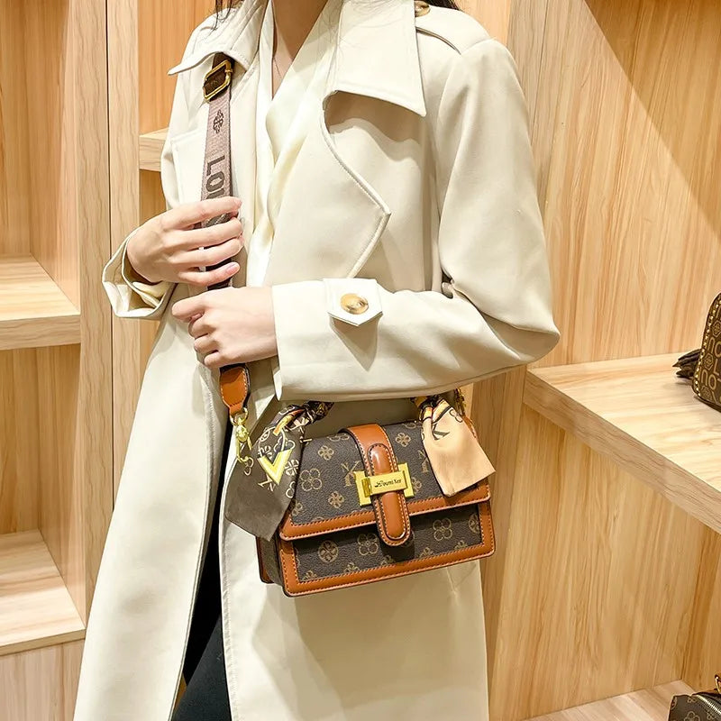 Veliora Atelier Mini Crossbody 👜