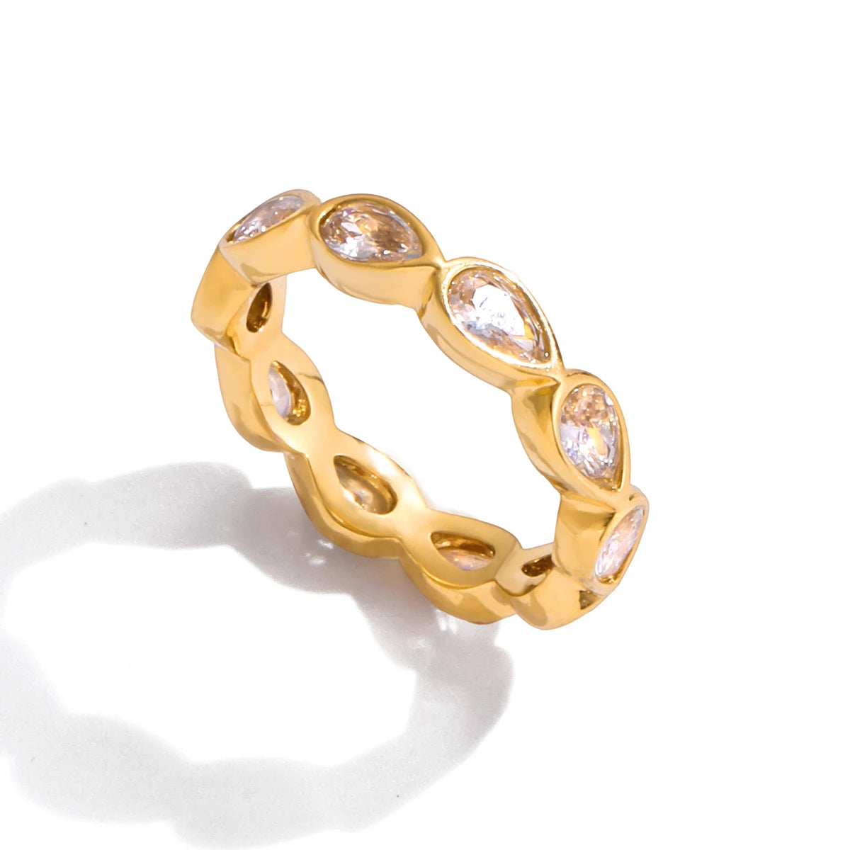 Veliora Crystal Drop Heart Ring ✨