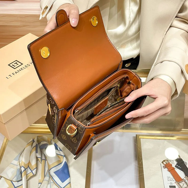 Veliora Atelier Mini Crossbody 👜